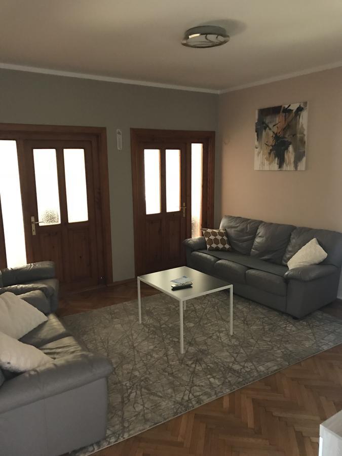 Five Apartments Indija Exterior photo
